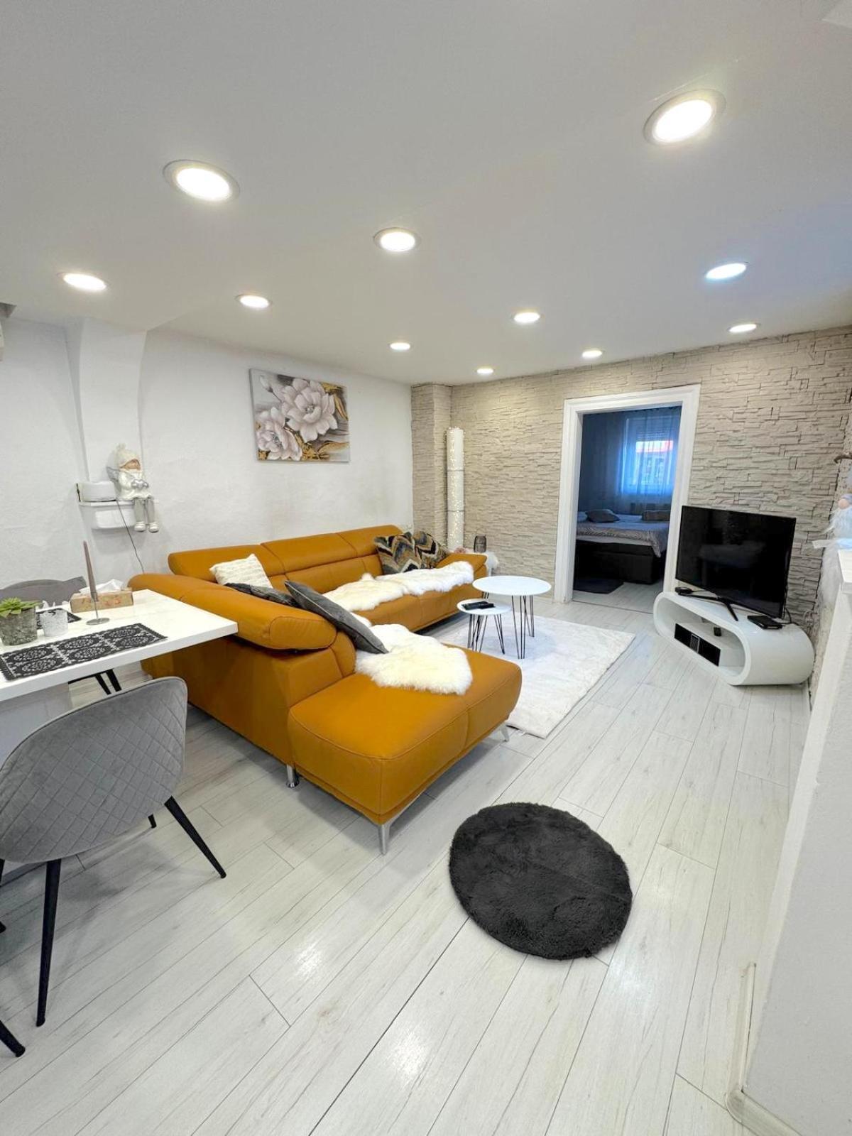 Vila Alia House With Garden In Piestany Exteriér fotografie